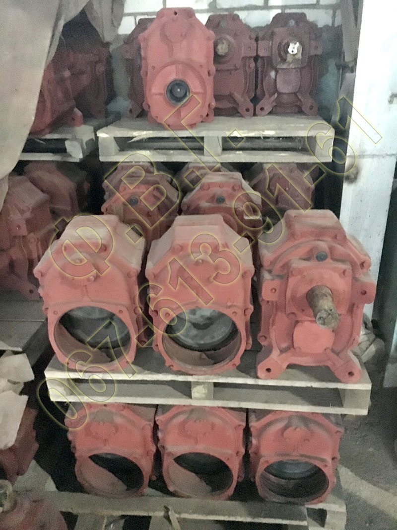 Редуктор горизонтального транспортера (ТСН) ТСГ (великий) шестеренчатий.
