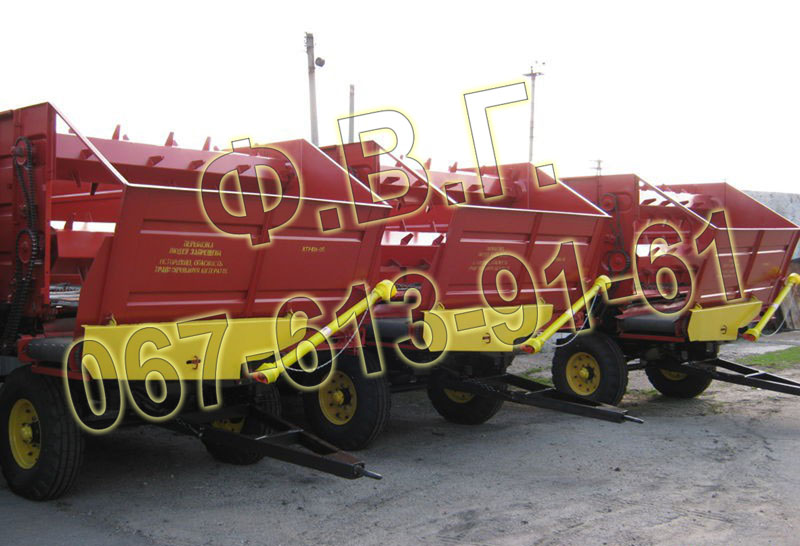 Кормороздавач тракторний універсальний КТУ-10У-посилений.
